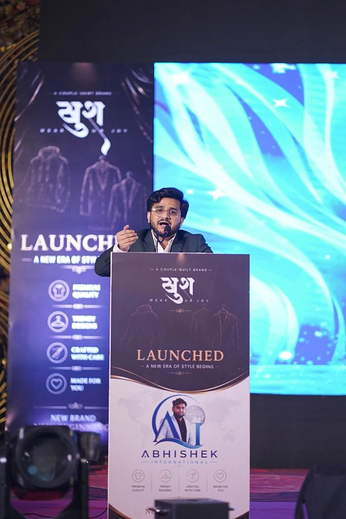 Mujahid Azimabadi speaking at the Khush launch
